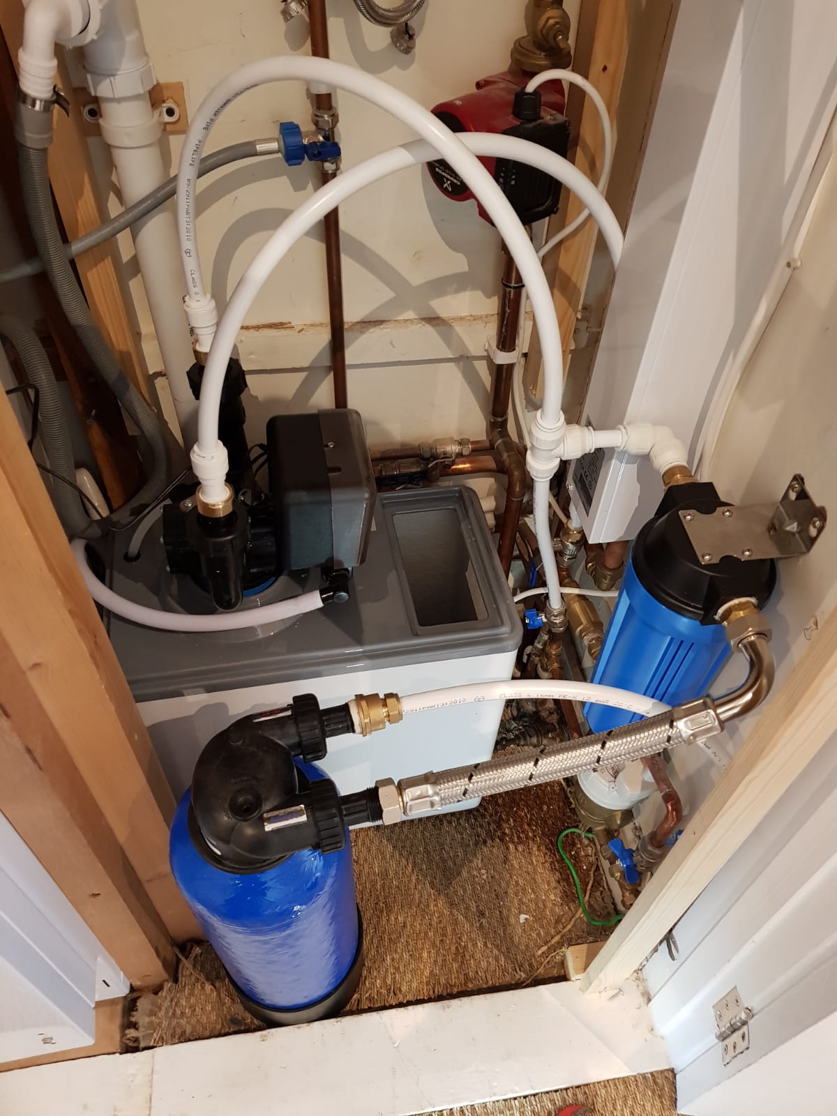 Osmosis System Water Filter Installation